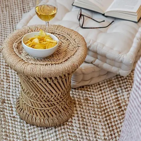 Cine Park Residences By An Island