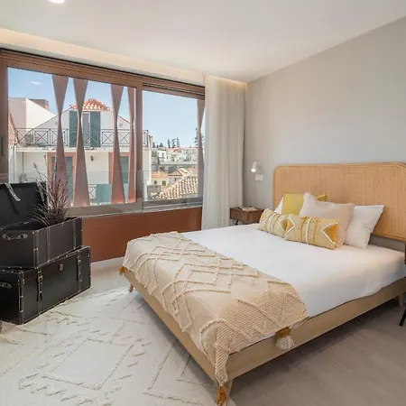 Cine Park Residences By An Island *