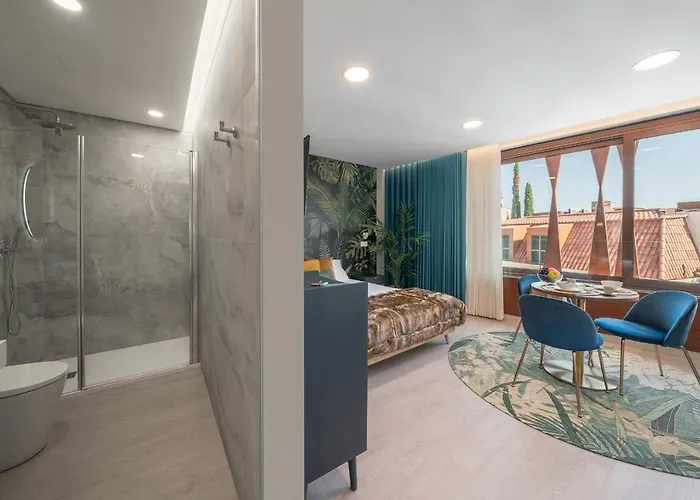 Cine Park Residences By An Island *