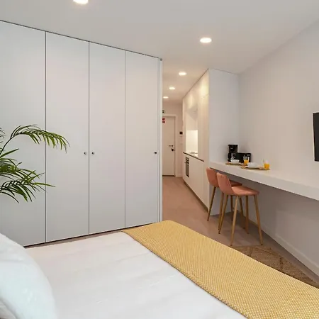 Cine Park Residences By An Island