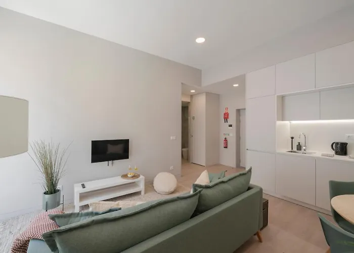 Cine Park Residences By An Island