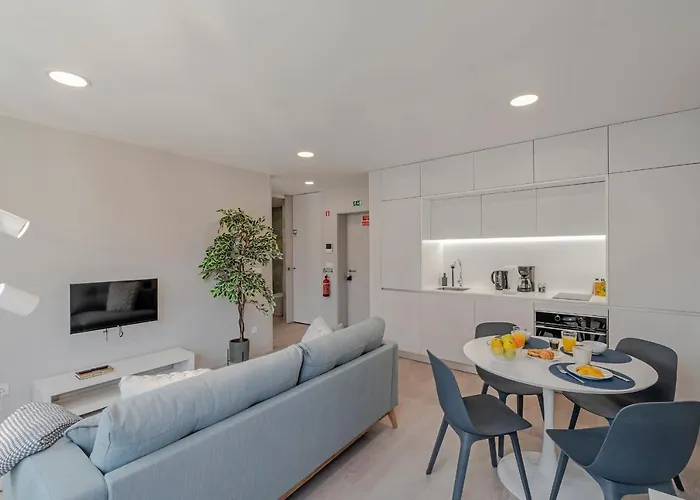 Cine Park Residences By An Island *